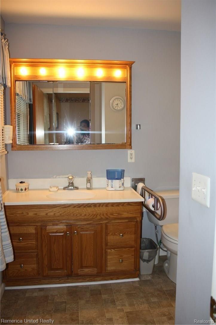 48704 Bemis Road Belleville, MI 48111 - Photo 19 of 24 IMG_0361.JPG