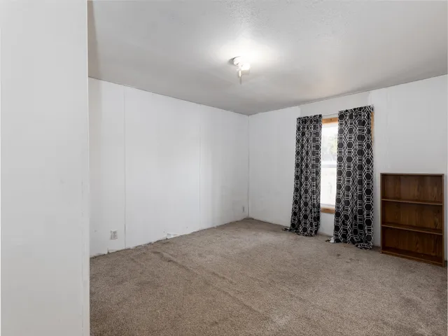 $65,000 | 803 North State Street, Eureka, KS 67045