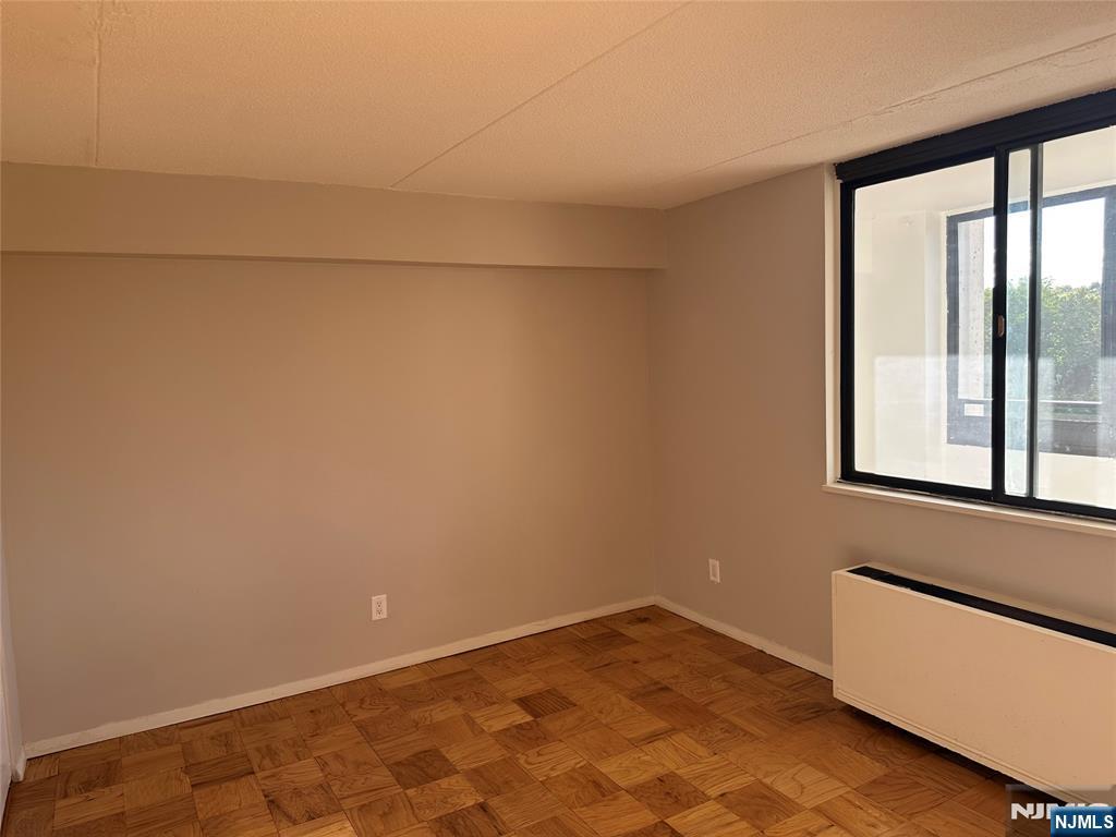 250 Gorge Road, Unit 7E Cliffside Park, NJ 07010 - Photo 10 of 17 Gallery Image 10