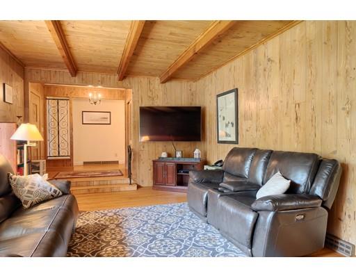 1020 Mammoth Road Dracut, MA 01826 - Photo 11 of 27 Gallery Image 11