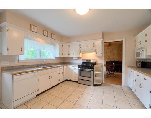 1020 Mammoth Road Dracut, MA 01826 - Photo 18 of 27 Gallery Image 18