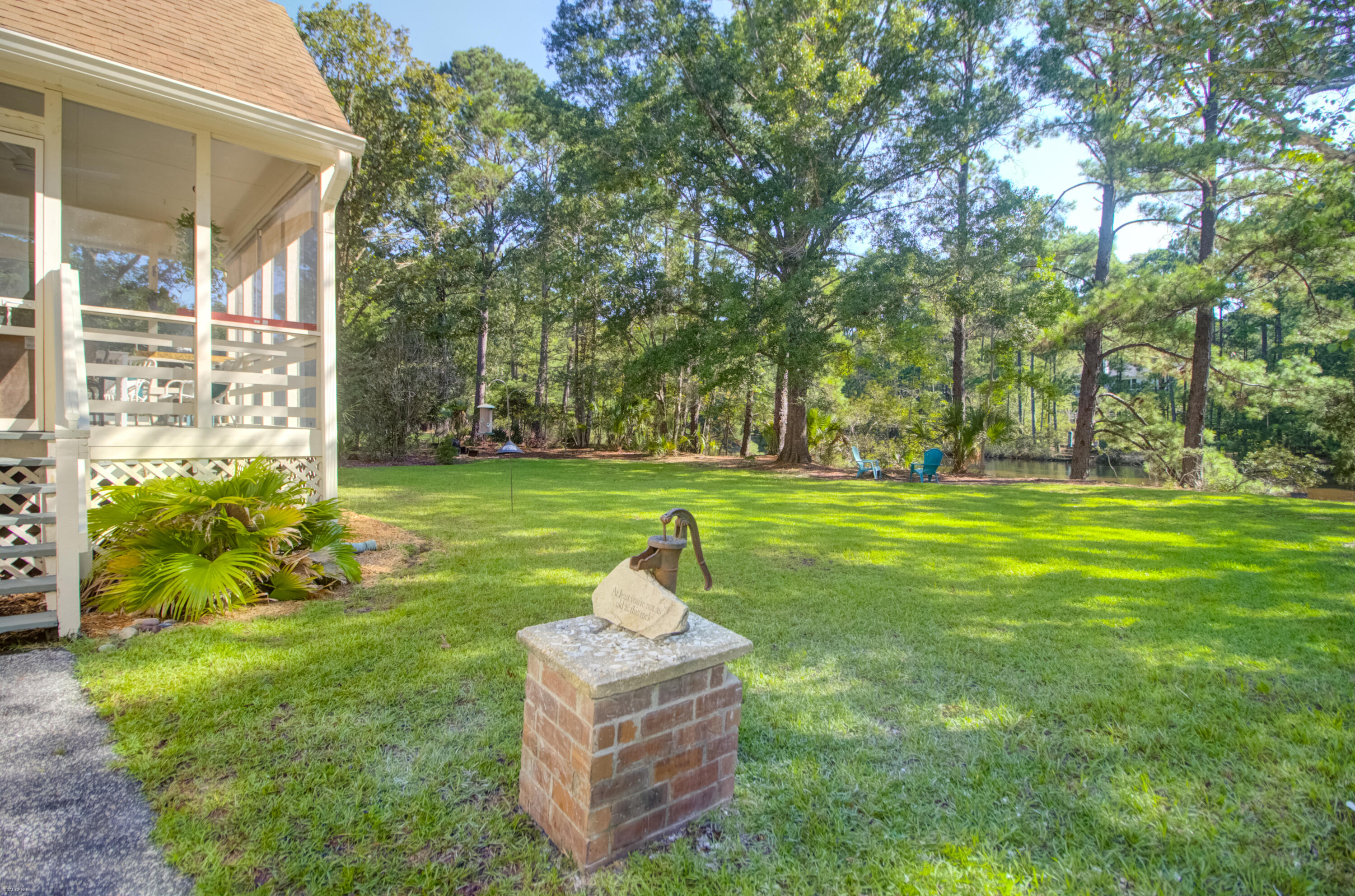 568 Woodspring Road Mount Pleasant, SC 29466 - Photo 45 of 56 Outside well