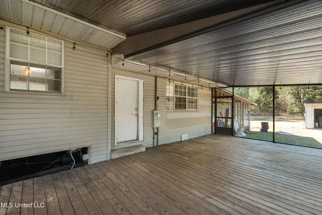 $140,000 | 9920 Martin Young Road, Moss Point, MS 39562