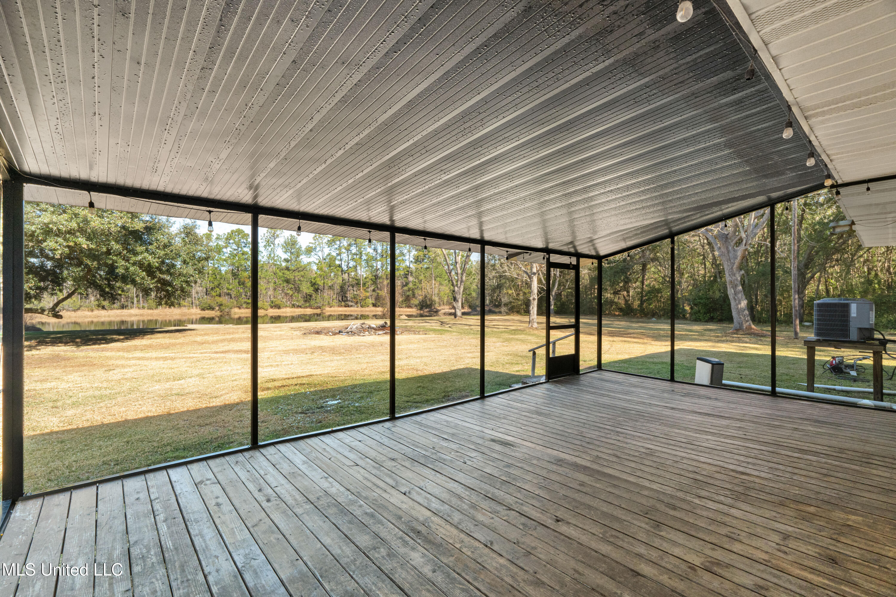 9920 Martin Young Road Moss Point, MS 39562 - Photo 26 of 47 9920_Martin_Young_Rd-26