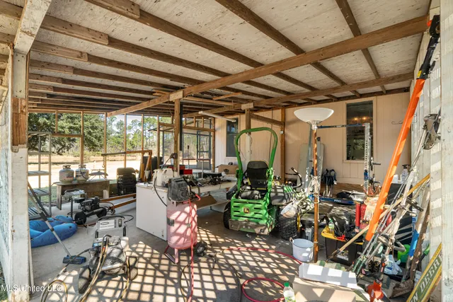 $140,000 | 9920 Martin Young Road, Moss Point, MS 39562