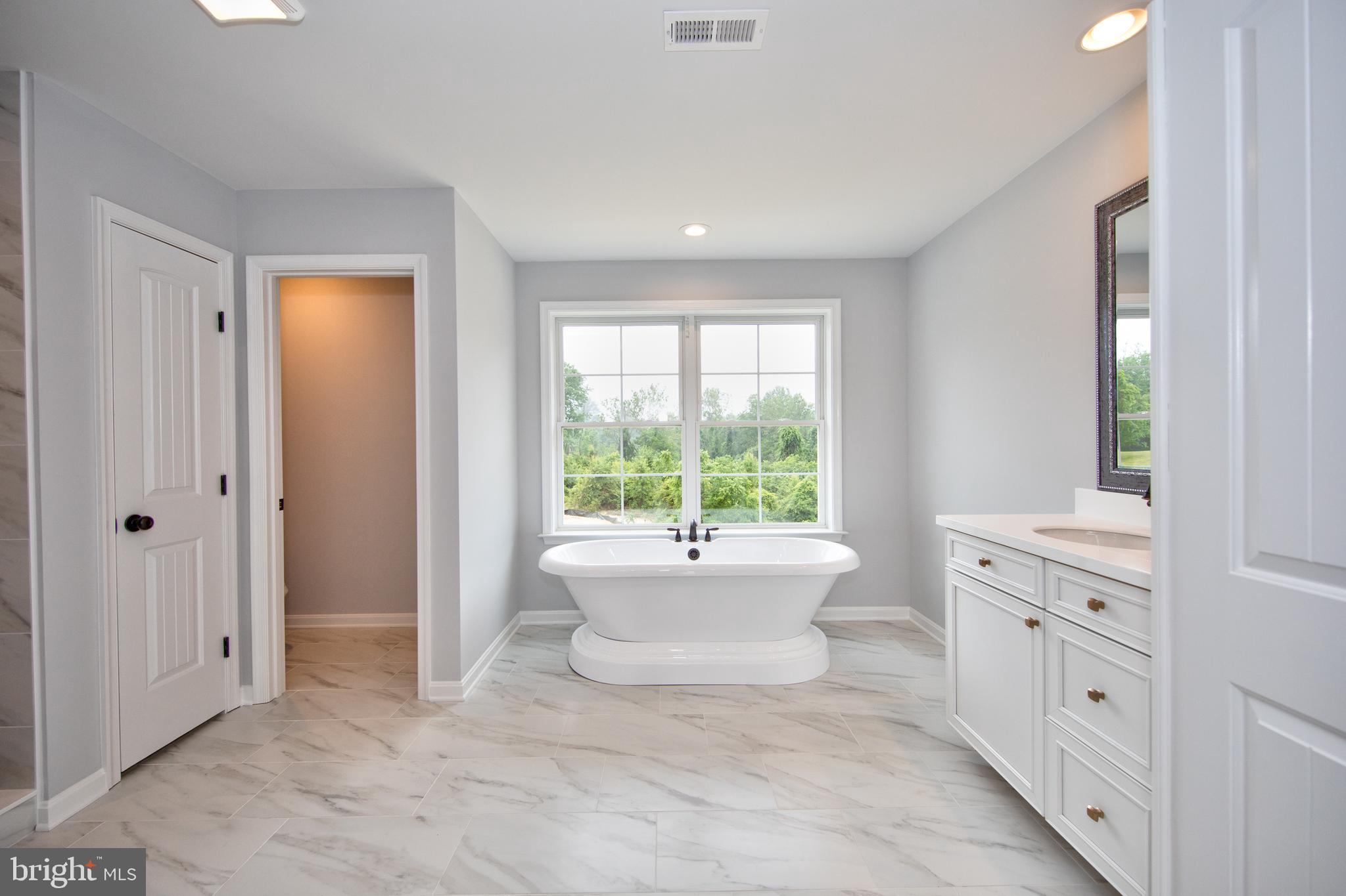 3118 Charles Street Fallston, MD 21047 - Photo 26 of 48 Primary bath w/ soaking tub