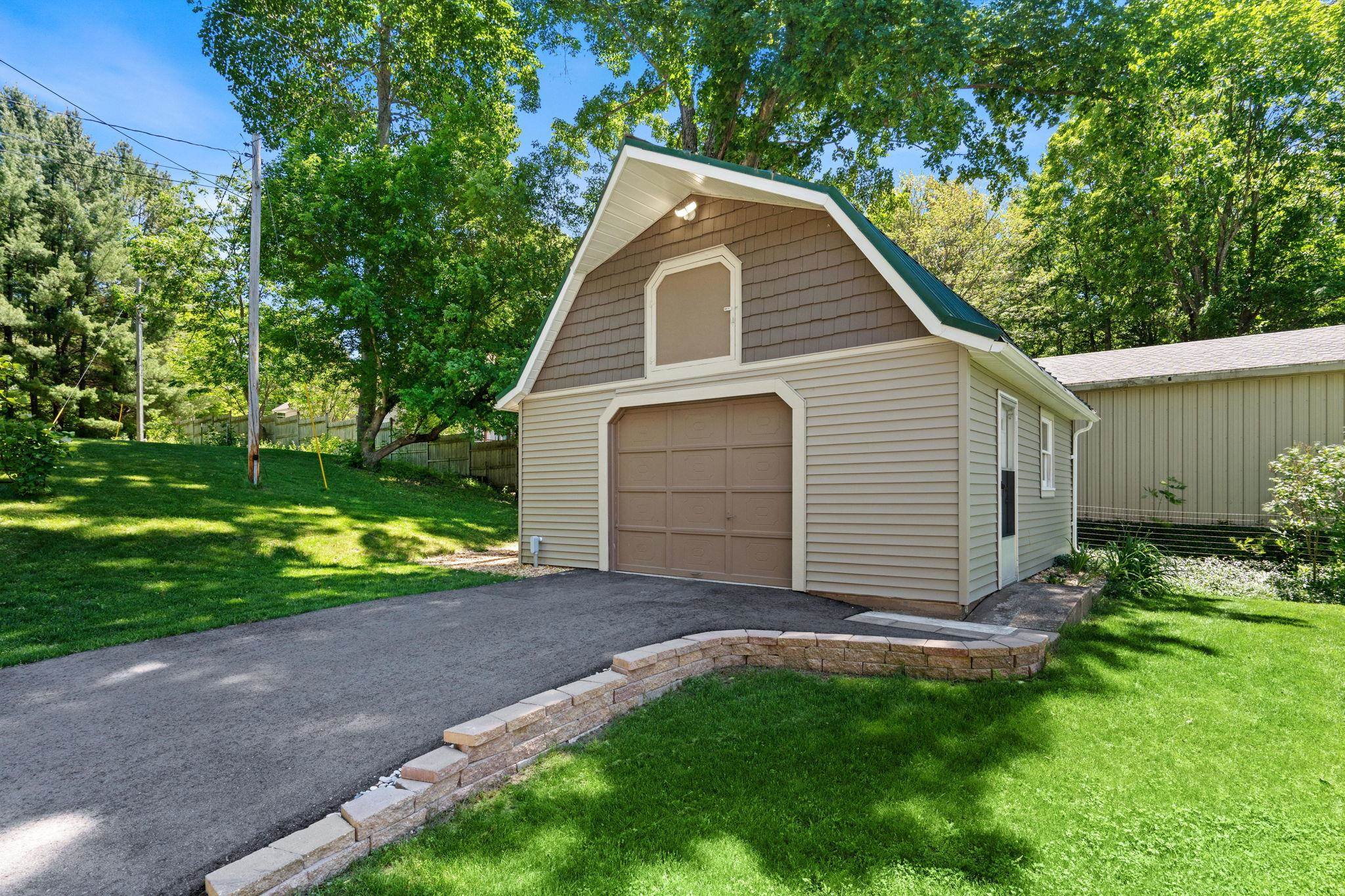 5541 Miles Road East Jordan, MI 49727 - Photo 7 of 94