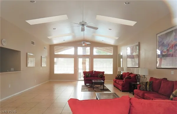 $1,750 | 2822 Dawn Crossing Drive, Henderson, NV 89074