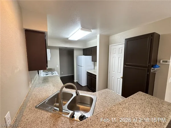 $1,750 | 2822 Dawn Crossing Drive, Henderson, NV 89074