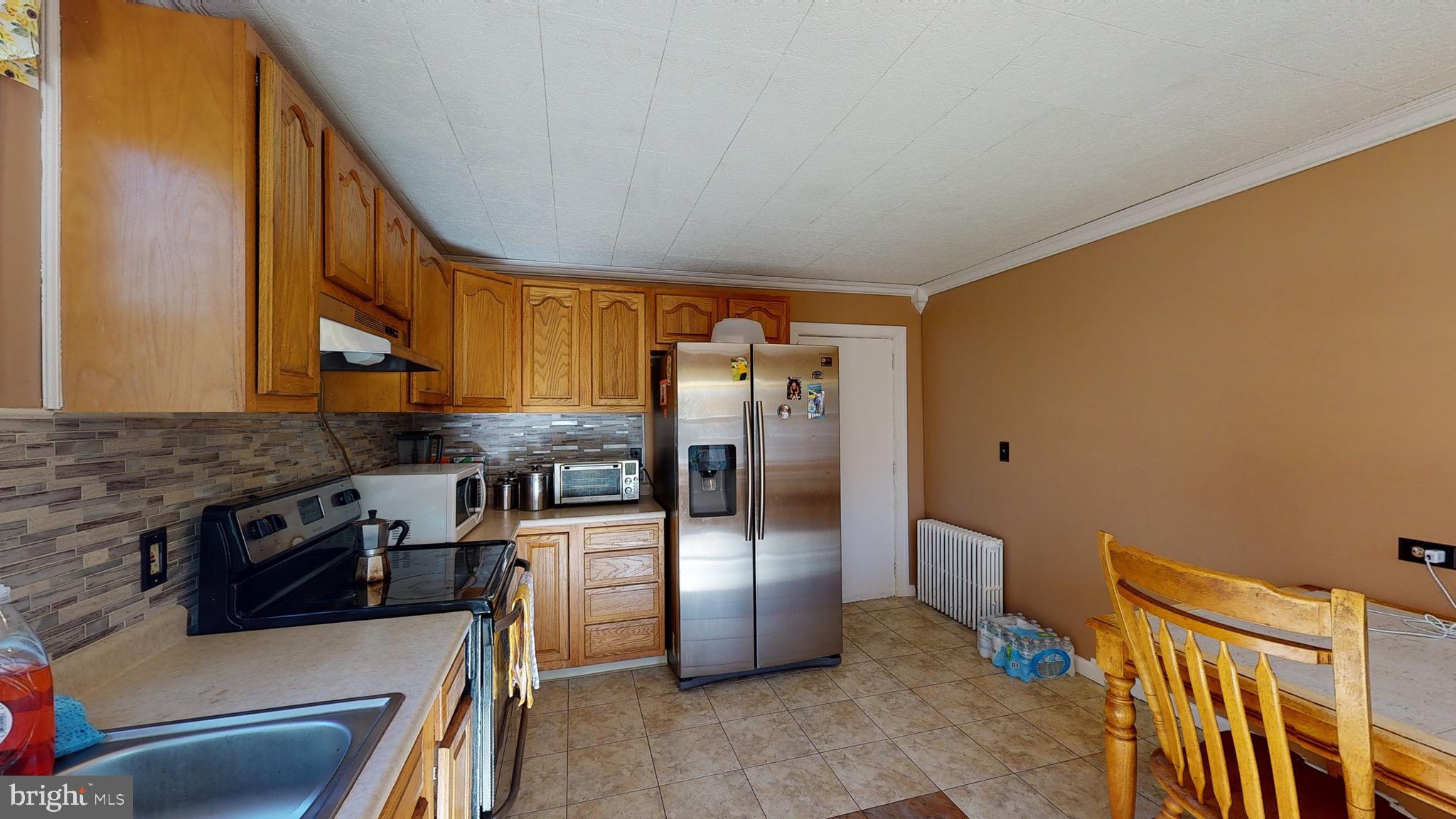 34 Winding Road Pottstown, PA 19464 - Photo 3 of 31 Gallery Image 3