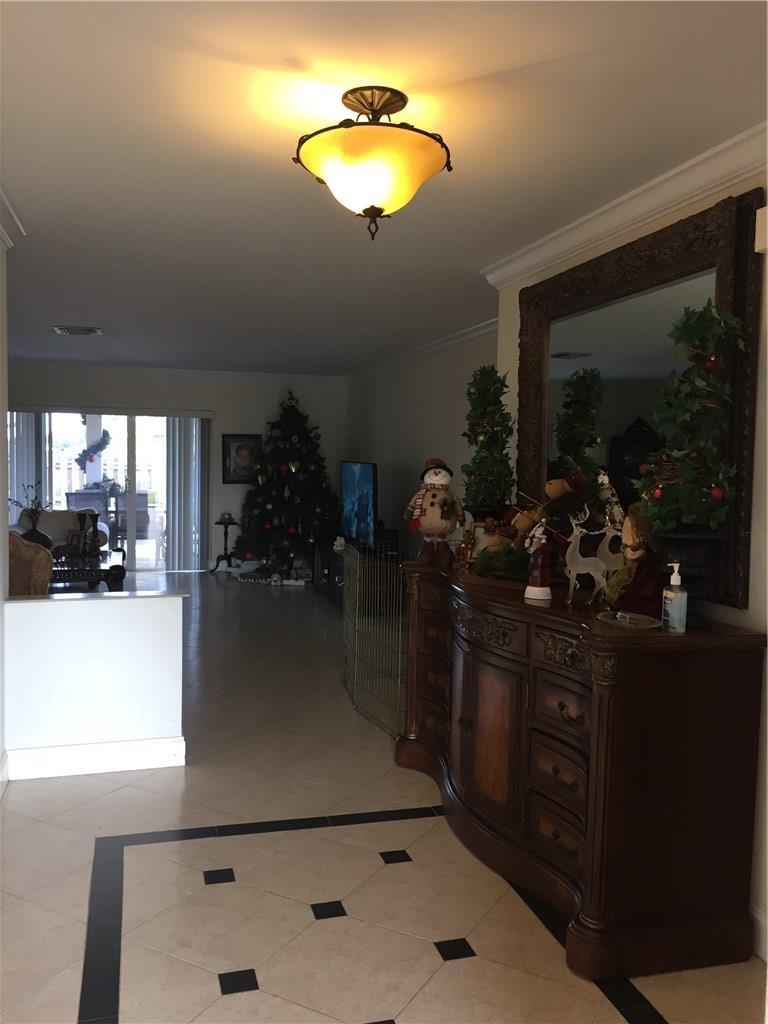 22989 Southwest 56th Avenue Boca Raton, FL 33433 - Photo 3 of 30 Photo 3