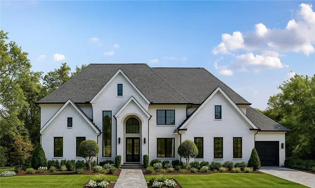 $3,100,000 | 5011 Kings Cl, Alpharetta, GA 30004