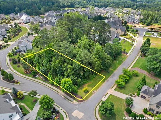 $3,100,000 | 5011 Kings Cl, Alpharetta, GA 30004