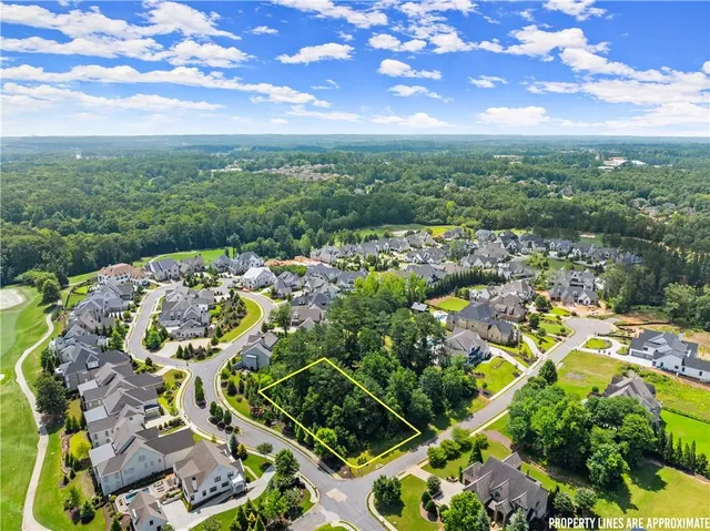 $3,100,000 | 5011 Kings Cl, Alpharetta, GA 30004