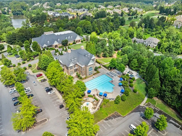 $3,100,000 | 5011 Kings Cl, Alpharetta, GA 30004