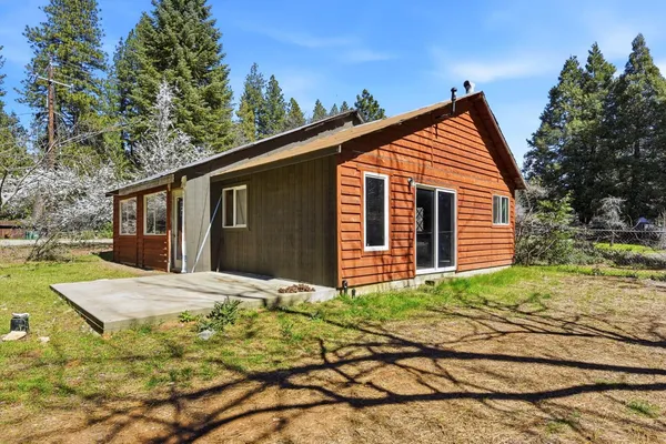 $390,950 | 5580 Pony Express Trail, Camino, CA 95709