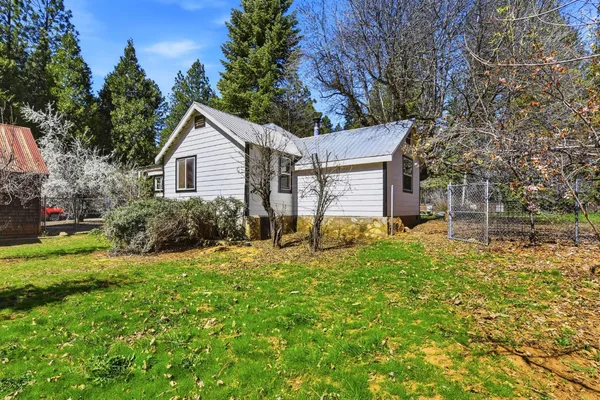 $390,950 | 5580 Pony Express Trail, Camino, CA 95709