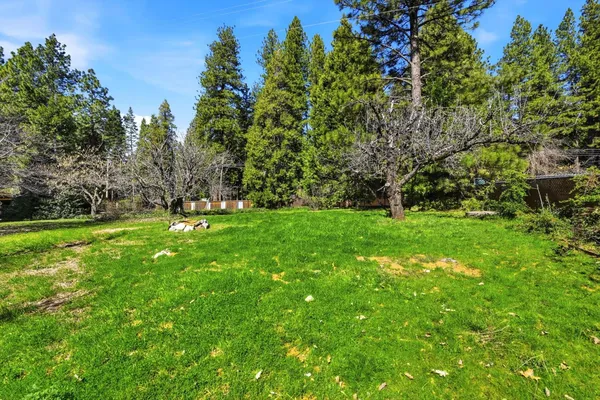 $390,950 | 5580 Pony Express Trail, Camino, CA 95709