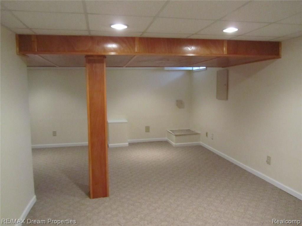 3685 Riverside Drive Canton, MI 48188 - Photo 22 of 26 3685 Riverside Dr Canton Mi 046.JPG