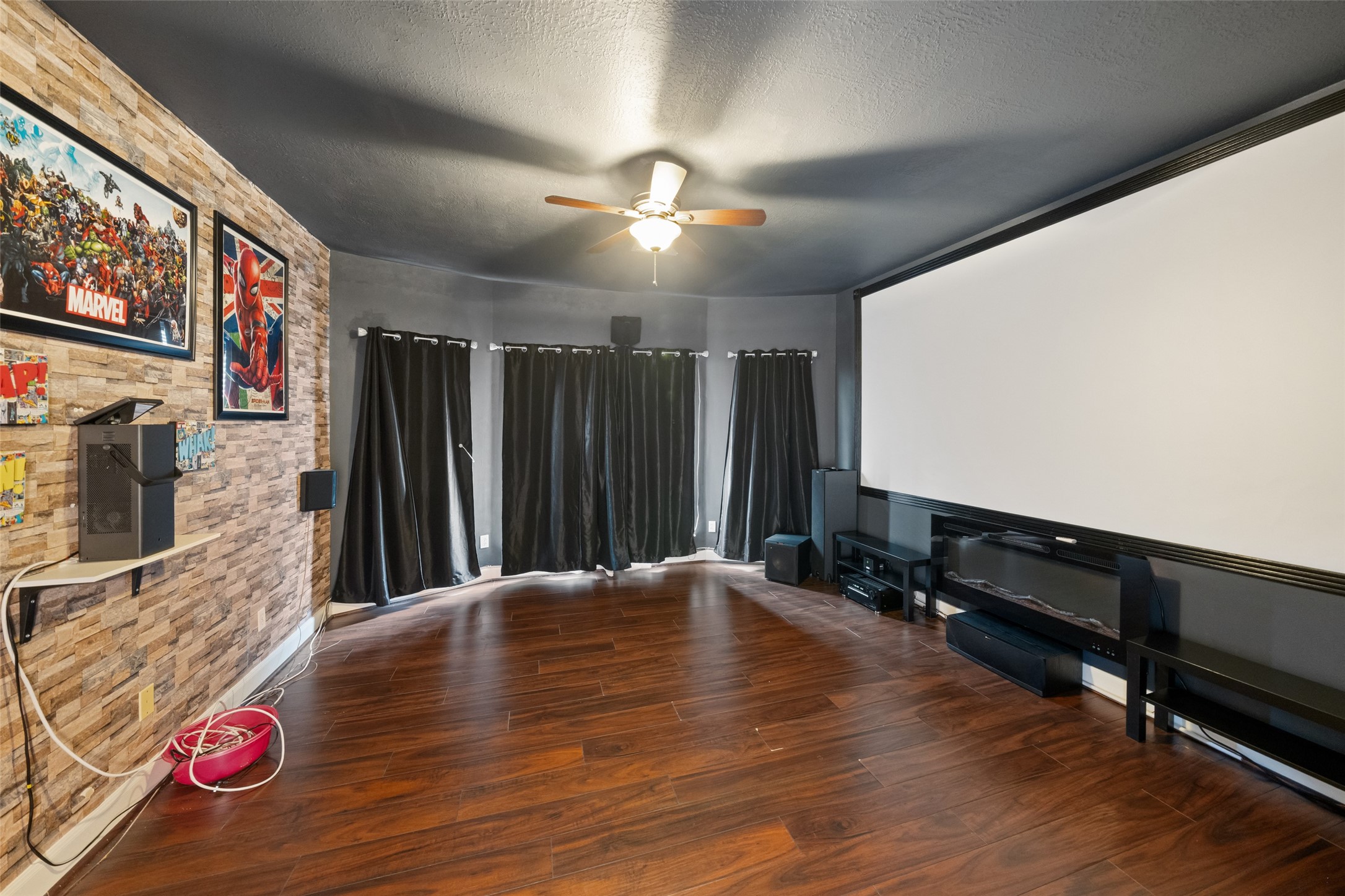 2438 Ripplewood Drive Conroe, TX 77384 - Photo 18 of 32