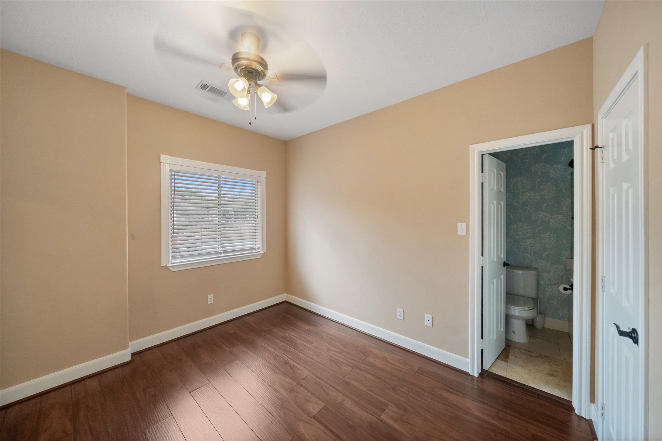 2438 Ripplewood Drive Conroe, TX 77384 - Photo 19 of 32