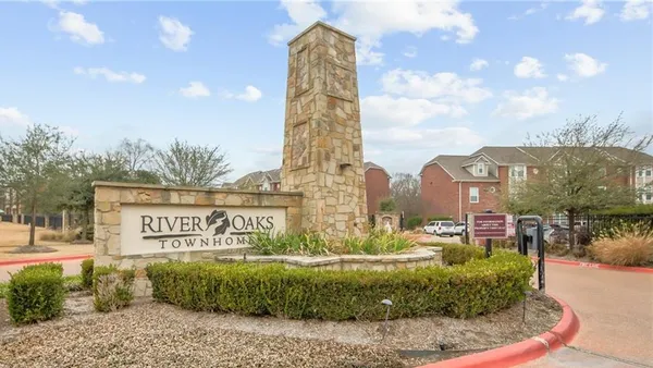 $2,400 | 305 Holleman Drive East, Unit 1503, College Station, TX 77840