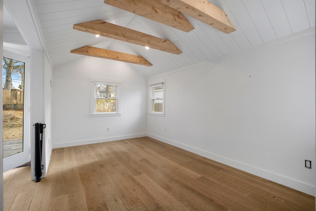 18 Cross Street Dennis, MA 02639 - Photo 6 of 25