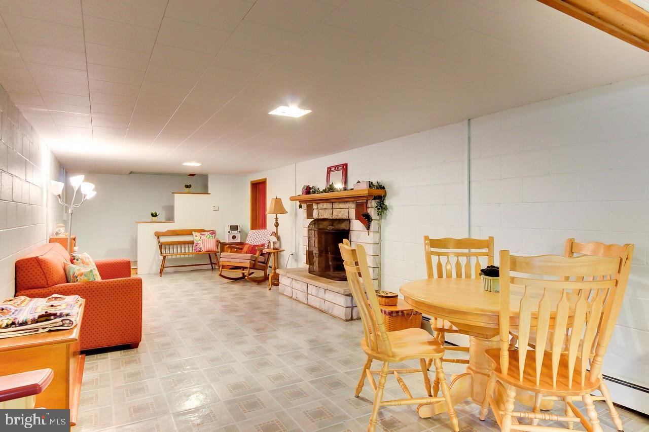 3560 Willow Road Dover, PA 17315 - Photo 19 of 27 Gallery Image 19