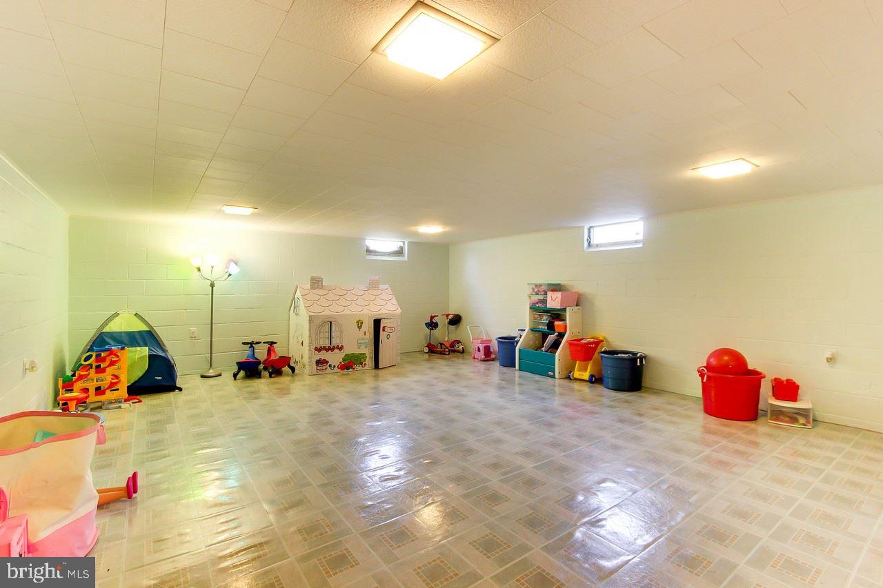 3560 Willow Road Dover, PA 17315 - Photo 20 of 27 Gallery Image 20