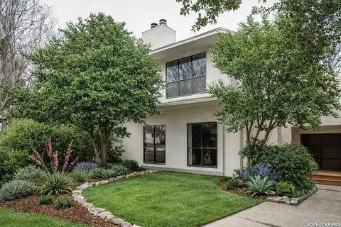 $425,000 | 203 Montclair Street, Alamo Heights, TX 78209