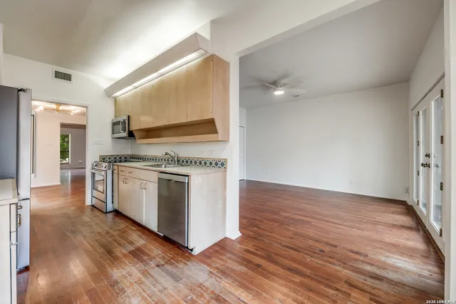 $425,000 | 203 Montclair Street, Alamo Heights, TX 78209