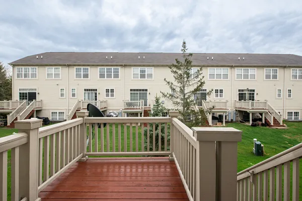 $3,000 | 401 North Commerce Street, Unit 401, Aurora, IL 60504