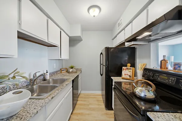 $1,300 | 8523 Hearth Drive, Unit 35, Houston, TX 77054