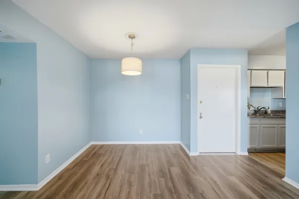 $1,300 | 8523 Hearth Drive, Unit 35, Houston, TX 77054