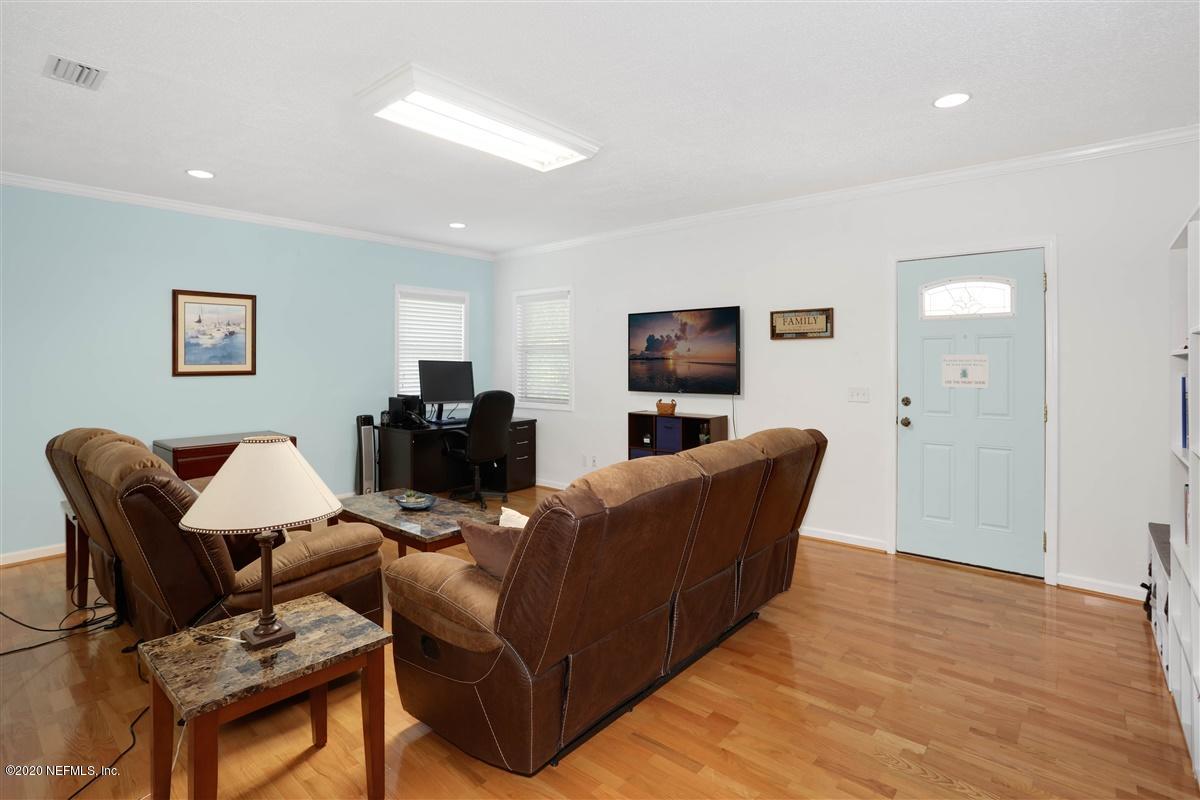 2015 Anniston Road Jacksonville, FL 32246 - Photo 13 of 25 Family Room