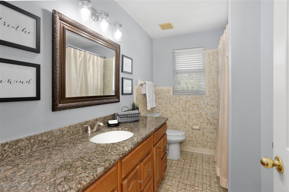 2015 Anniston Road Jacksonville, FL 32246 - Photo 19 of 25 20-Bathroom