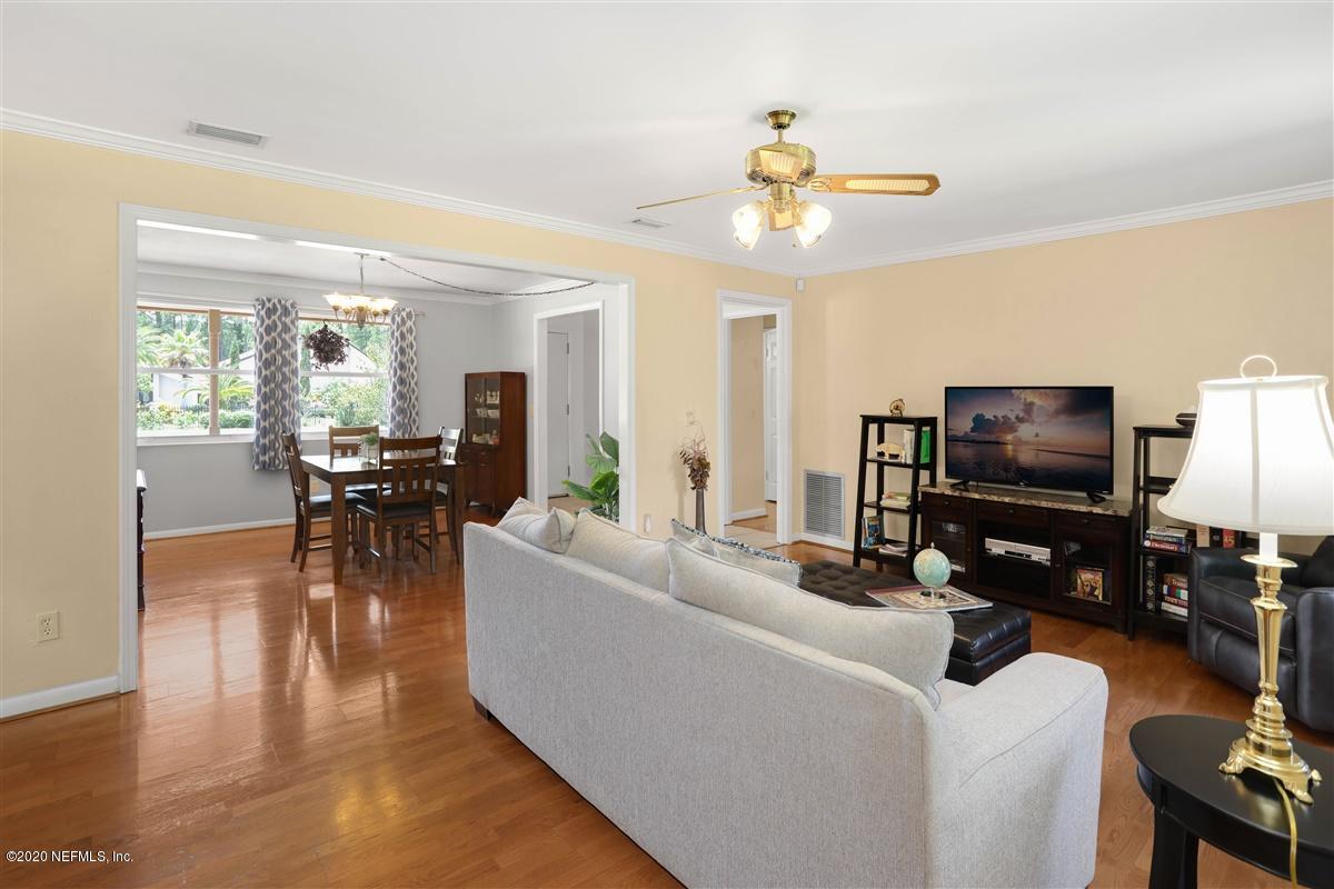2015 Anniston Road Jacksonville, FL 32246 - Photo 7 of 25 Living Room