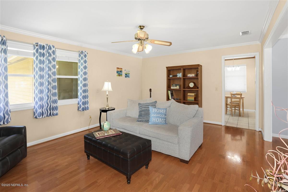 2015 Anniston Road Jacksonville, FL 32246 - Photo 8 of 25 Living Room