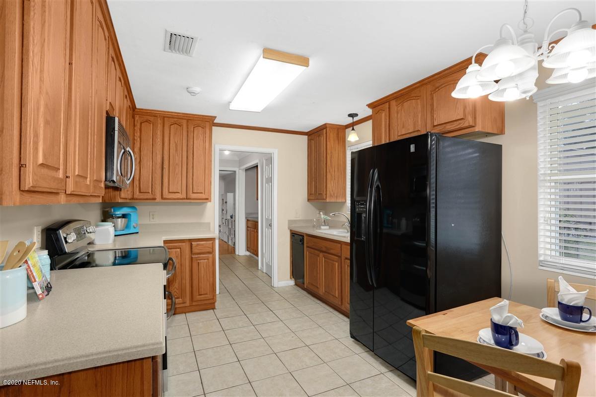 2015 Anniston Road Jacksonville, FL 32246 - Photo 9 of 25 Kitchen