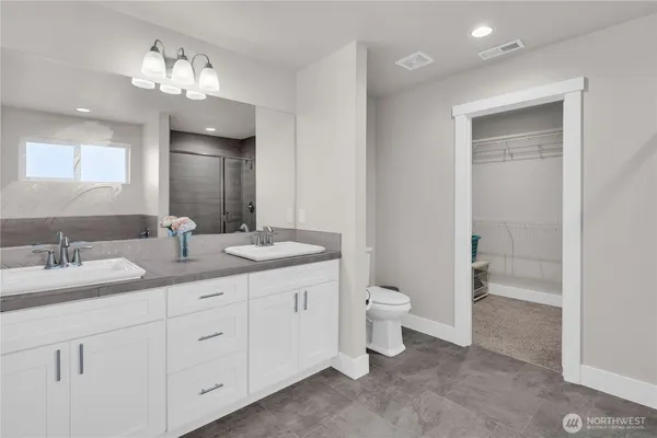 $989,000 | 423 205th Street Southwest, Unit B, Lynnwood, WA 98036