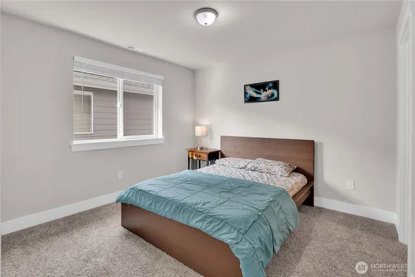 $989,000 | 423 205th Street Southwest, Unit B, Lynnwood, WA 98036