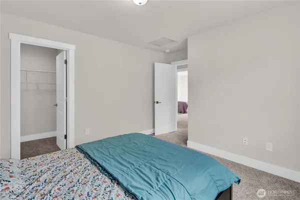 $989,000 | 423 205th Street Southwest, Unit B, Lynnwood, WA 98036