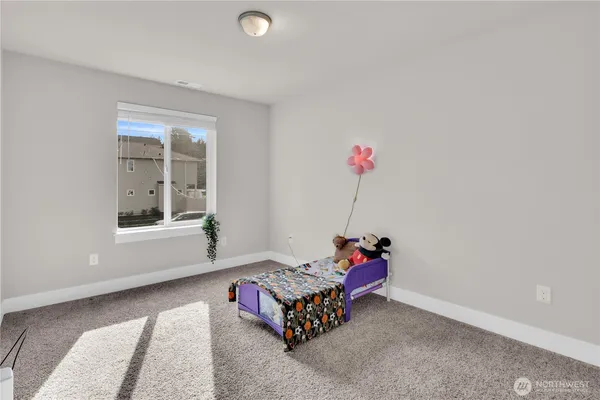 $989,000 | 423 205th Street Southwest, Unit B, Lynnwood, WA 98036