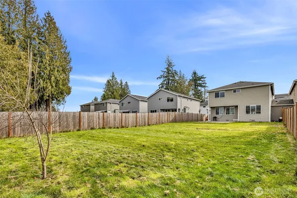 $989,000 | 423 205th Street Southwest, Unit B, Lynnwood, WA 98036