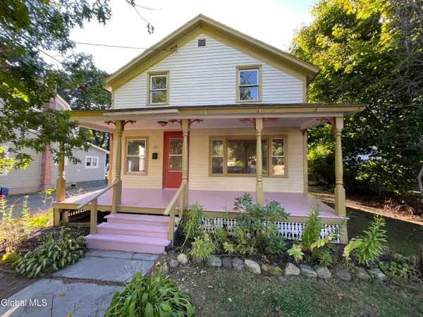 $285,000 | 25 Corliss Avenue, Greenwich, NY 12834