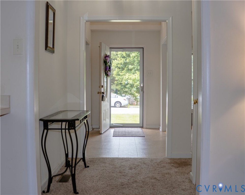 2072 Tuckers Landing Road North Chesterfield, VA 23236 - Photo 8 of 55