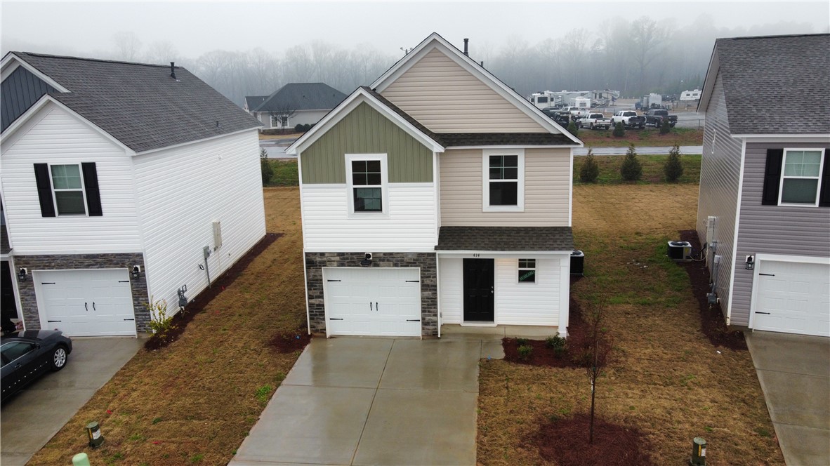 414 Seaborn Circle Pendleton, SC 29670 - Photo 2 of 39 Gallery Image 2