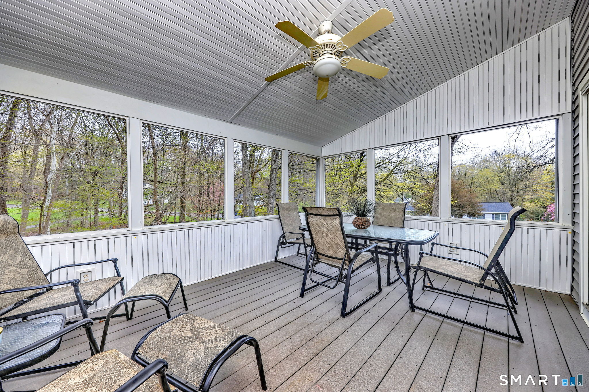 923 Garden Road Orange, CT 06477 - Photo 14 of 35