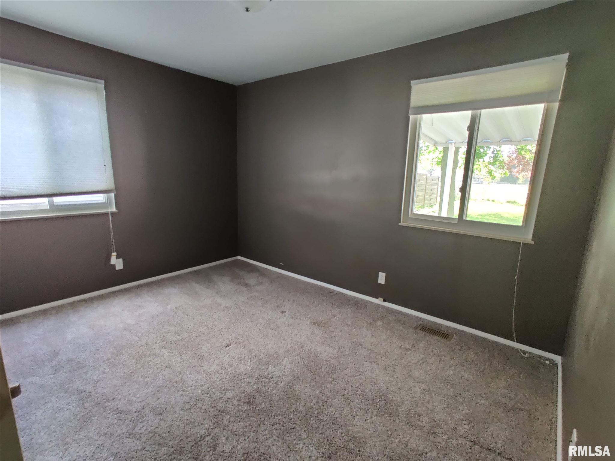 237 Briargate Road Washington, IL 61571 - Photo 28 of 36 Gallery Image 28