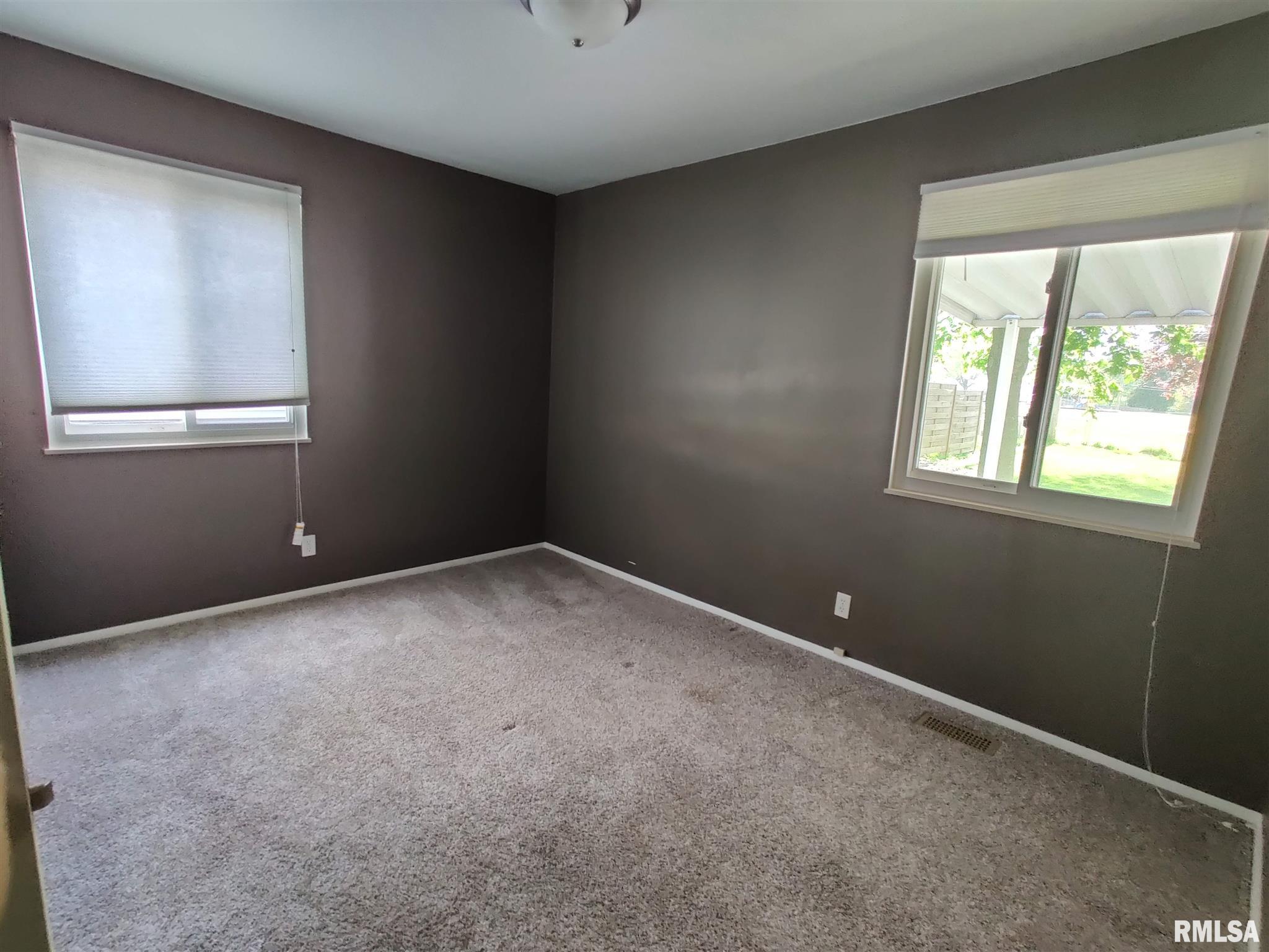 237 Briargate Road Washington, IL 61571 - Photo 29 of 36 Gallery Image 29